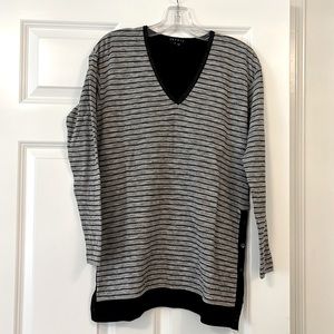 Theory sweater